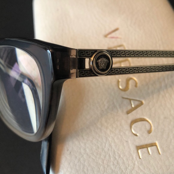 Versace authentique prescription glasses plus case - Picture 1 of 2